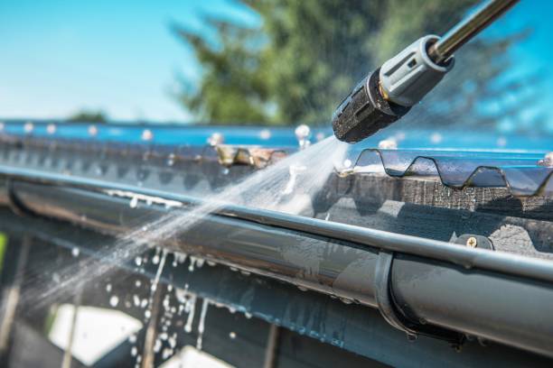 Best Garage Pressure Washing  in Maywood, CA