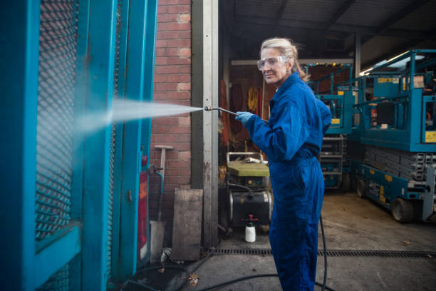 Best Residential Pressure Washing Services  in Maywood, CA